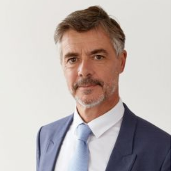 Dr. Marius Kuschka
